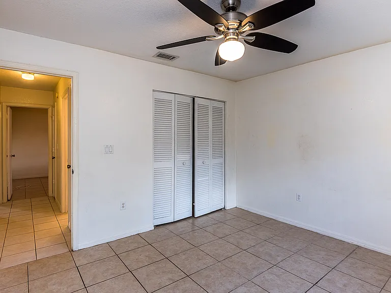 504 Vannell St — Photo 24