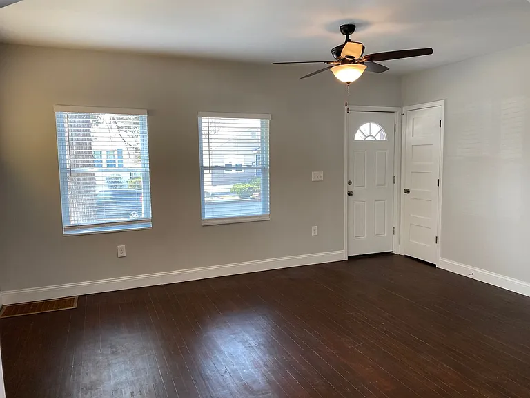 5931 Juniata St — Photo 1