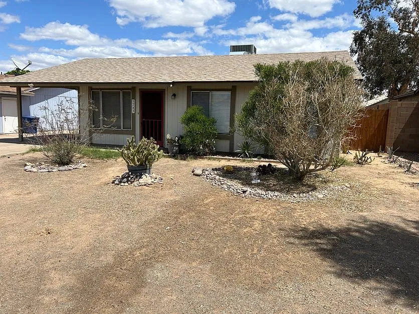3 bed, 2.0 bath, 1238 sqft, $1,850 — Photo 3