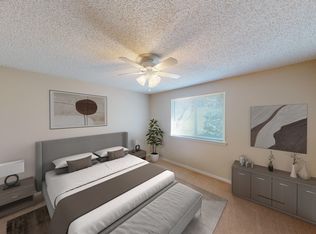 50 Shadow Ln #90, Orchard Park, NY 14127