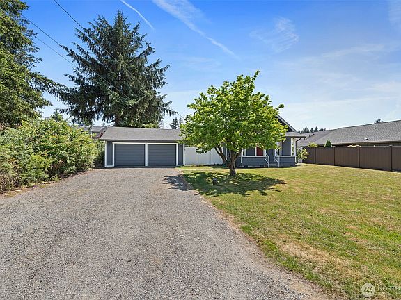 3rd image of 2812 Russell Road
