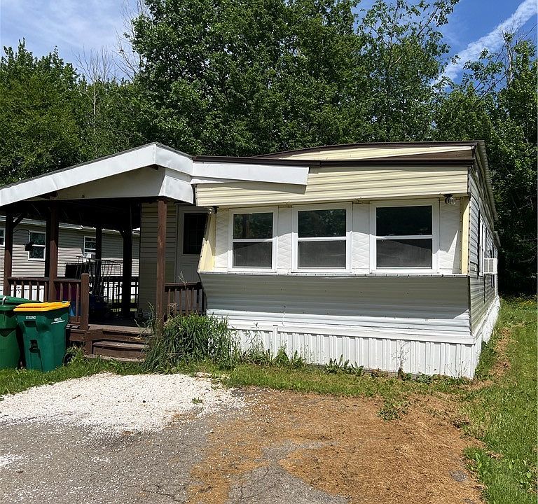 1st image of 16 Pioneer Ln