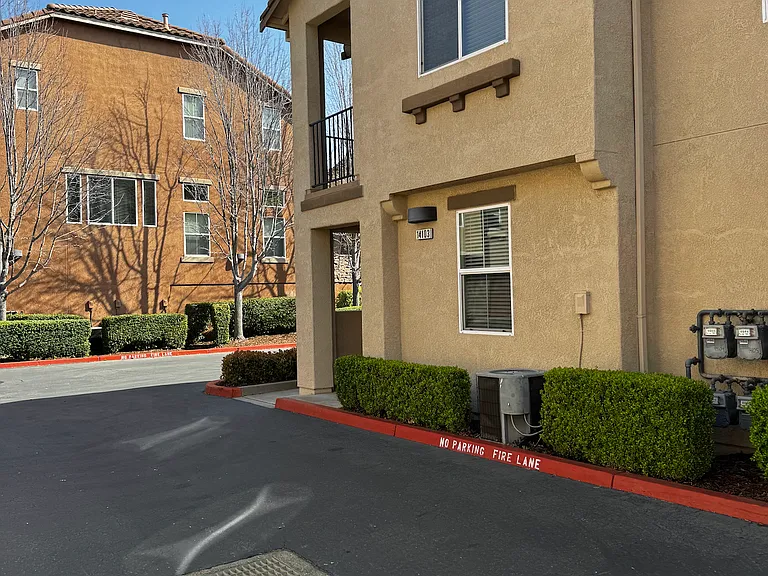 2580 W El Camino Ave #14103 — Photo 27