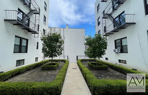 Rented by AM Residential | media 7