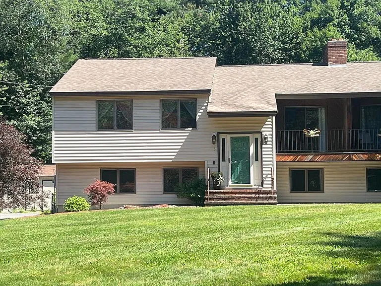 3 Shady Ln — Photo 2