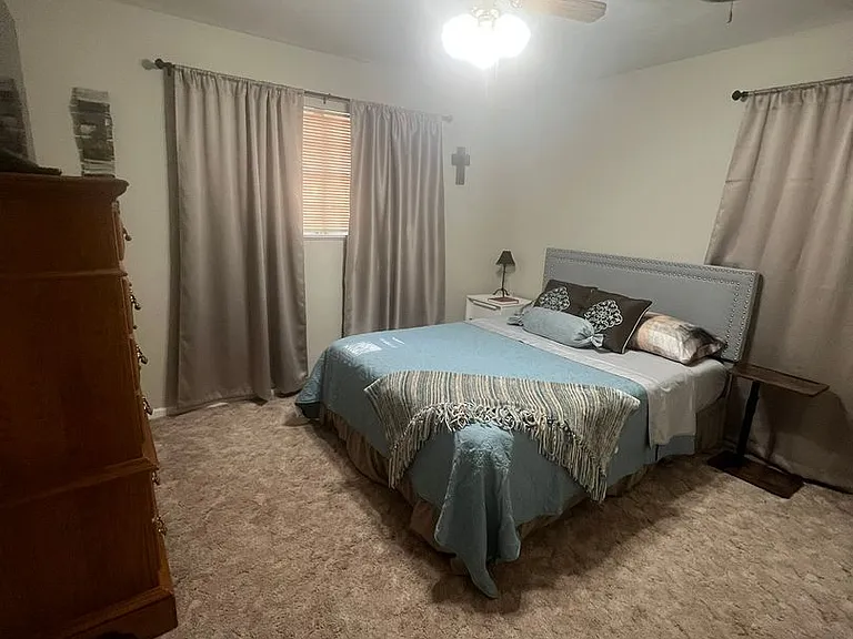 1526 Rosewood Dr — Photo 10