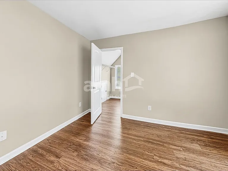 149 Pasadena Rd — Photo 18