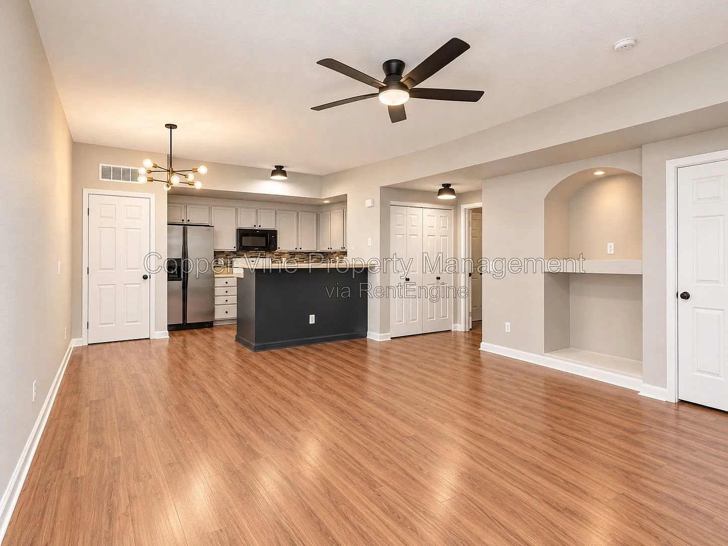 2 bed, 2.0 bath, 926 sqft, $1,625 — Photo 4