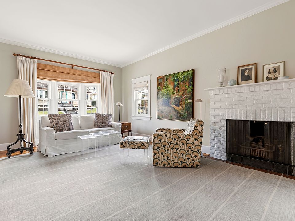 1st image of 47 Hillcrest Ave