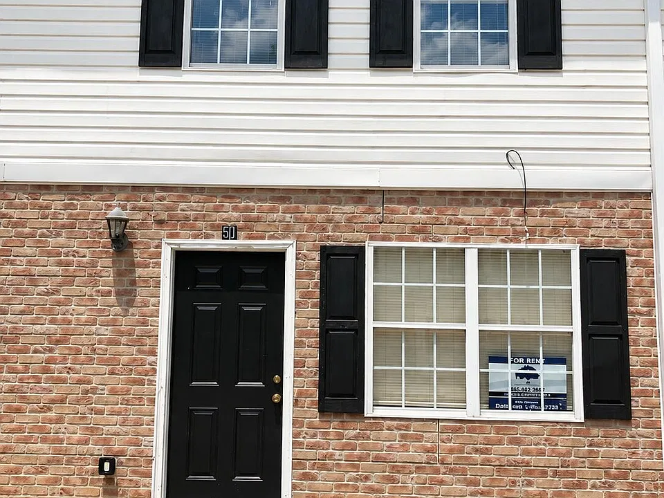 209 E Wilson St #50