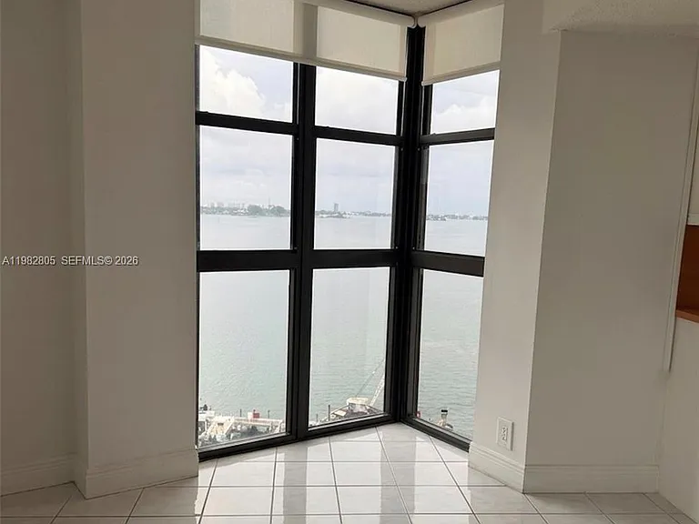4000 Towerside Ter #1401 — Photo 5