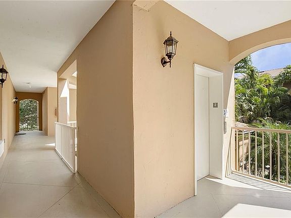 4th image of 5020 Fairways Cir APT J201