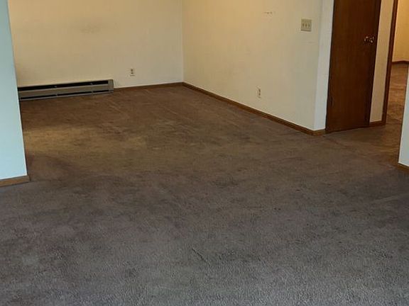 2nd image of 1514 Canyon Dr
