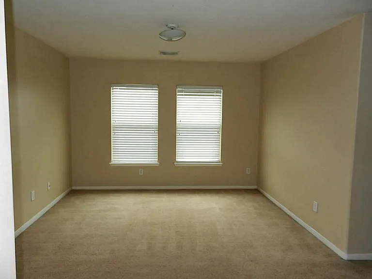 25215 Ibris Ranch Dr — Photo 12