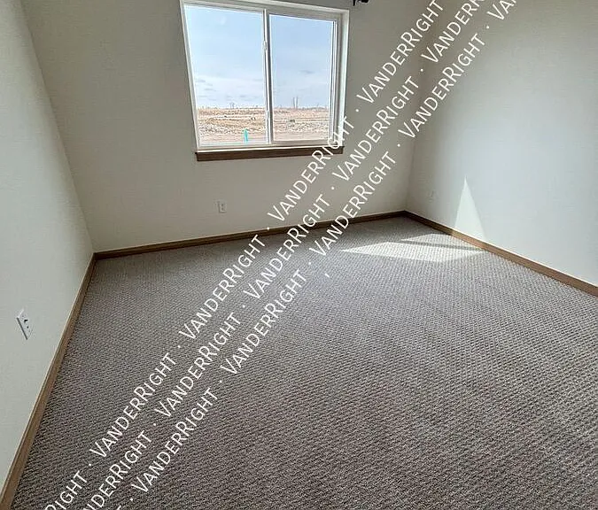 2415 E Cama Pl — Photo 7