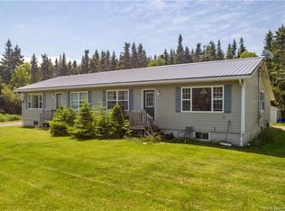 45 Fundy Bay Dr, Saint George, NB E5C3E4