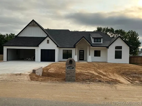 4407 S Teal Ridge Dr, Sand Springs, OK 74063