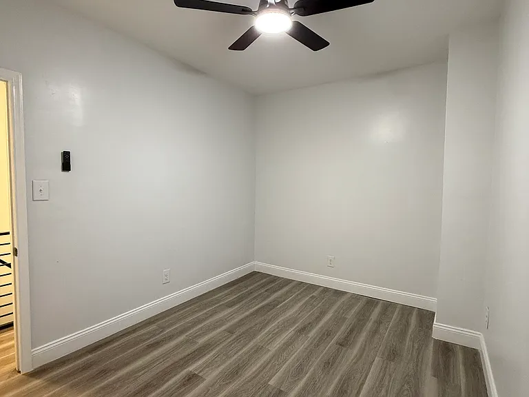 703 W Huntingdon St #2 — Photo 6