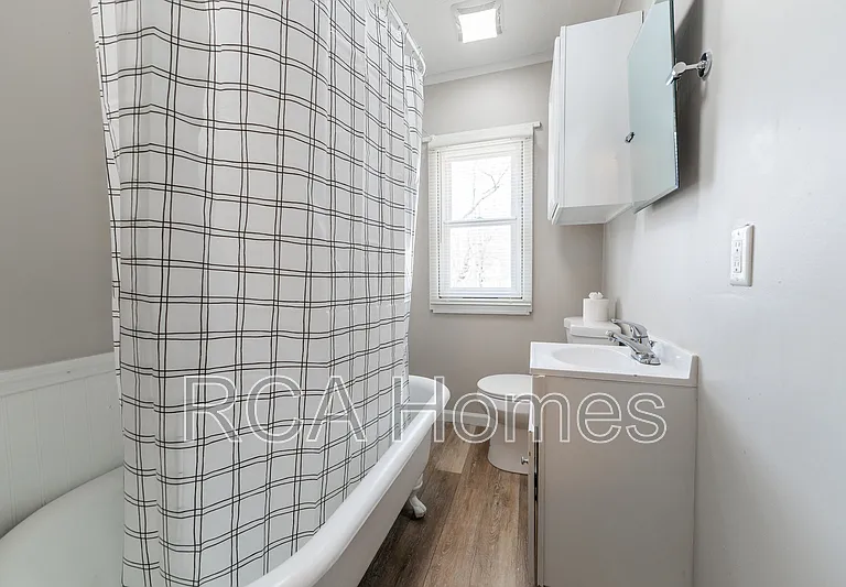3622 N Capitol Ave — Photo 12