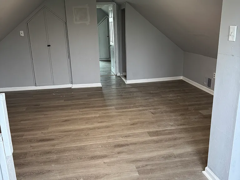 52-54 Ives Ct #3 — Photo 24