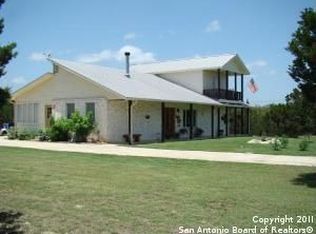 1520 Rustic Oak Ln, Spring Branch, TX 78070