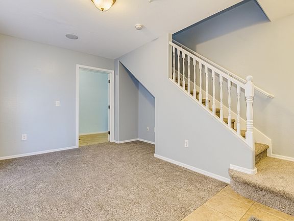 4th image of 2625 S Balsam Dr