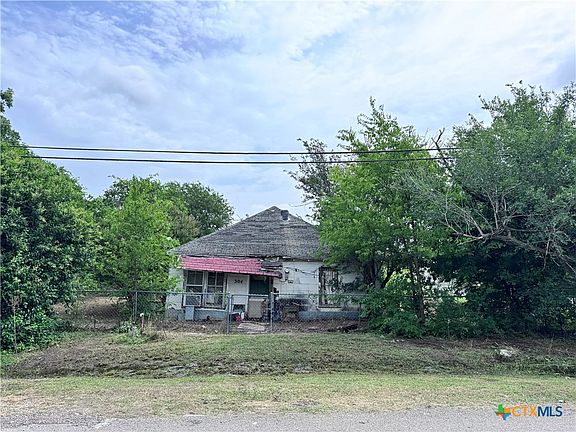5th image of 304 E Prairie Ave