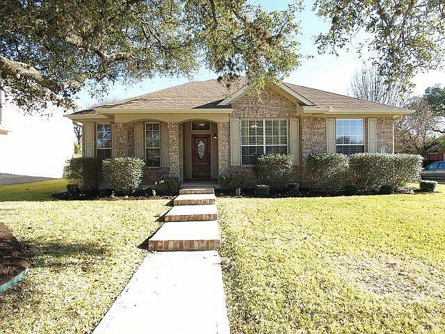 2328 Clover Ridge Dr.