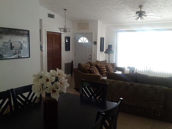 Dining / Living Room