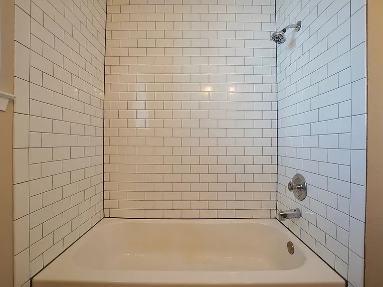 7602 Woodstone Cv #A — Photo 23