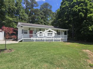518 Riverside Rd, Sugar Hill, GA 30518
