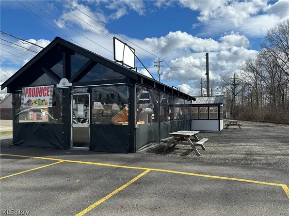 3405 Mahoning Ave NW, Warren, OH 44483