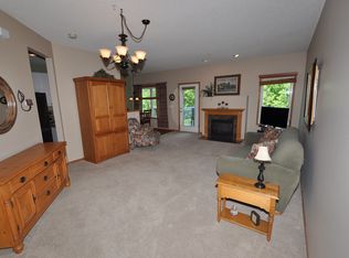 2920 Spy Glass Dr, Chaska, MN 55318