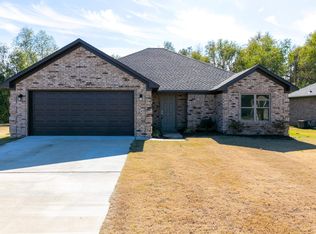 64 Eaglebrook Dr, Vilonia, AR 72032