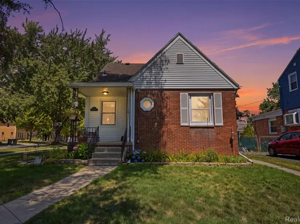 23350 Wilson Ave, Dearborn, MI 48128