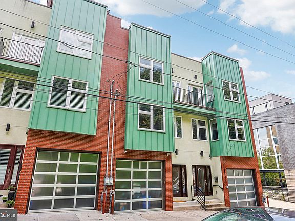 2nd image of 4574 Silverwood St
