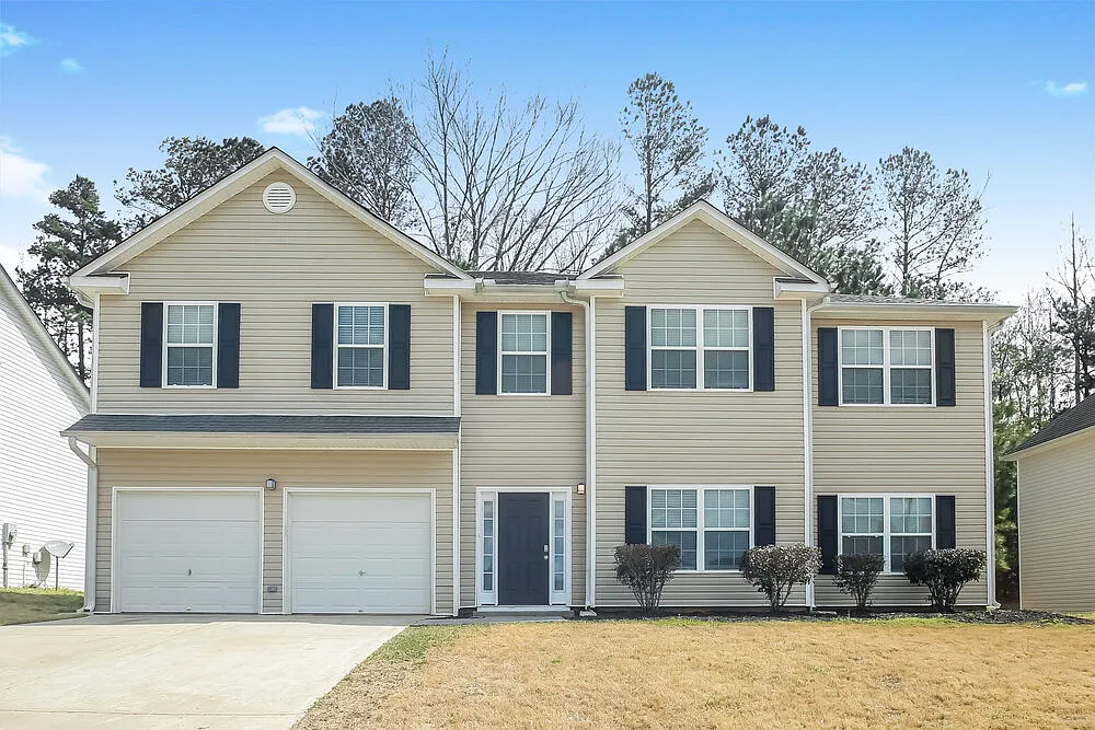 4 bed, 3.0 bath, 3586 sqft, $2,990 — Photo 1