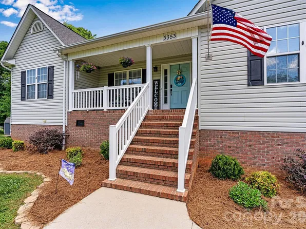 3353 48th Avenue Ln NE, Hickory, NC 28601