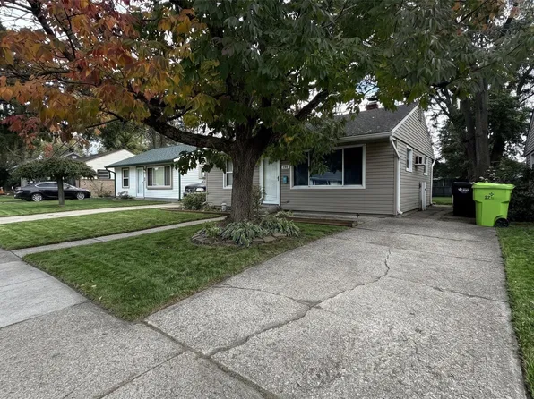 955 Baxter Ave, Madison Heights, MI 48071