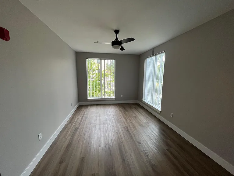 1116 N Walnut St #6 — Photo 18
