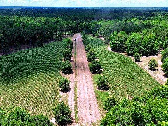 3rd image of 1970 Cross Swamp Rd