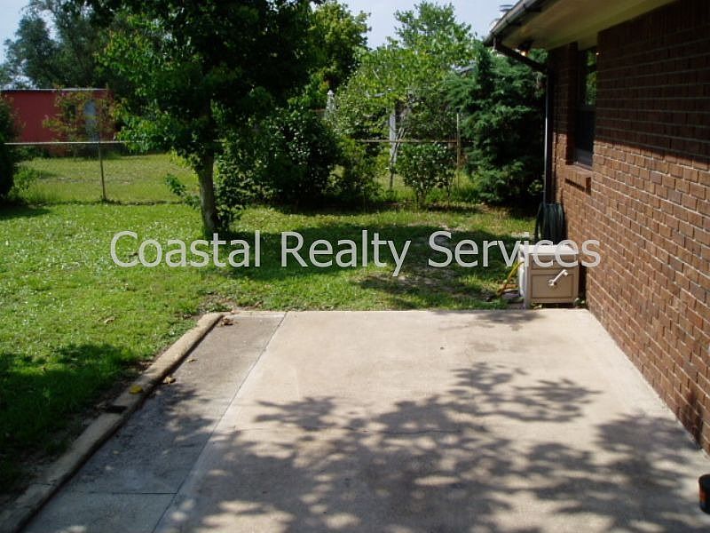 1st image of 329 Austin Ave