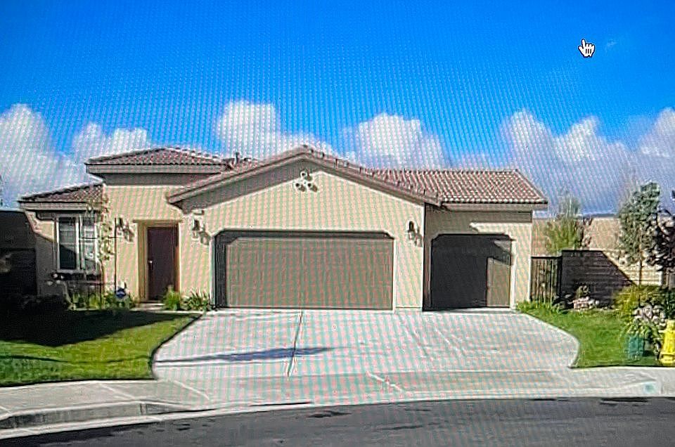 1st image of 35729 Finch Ct
