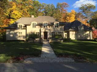 4570 Sir Gregory Anthony Ct, Green Bay, WI 54313