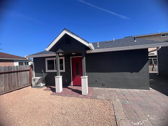3rd image of 2665 17th St #B
