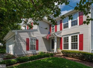 892 S York Dr, Downingtown, PA 19335