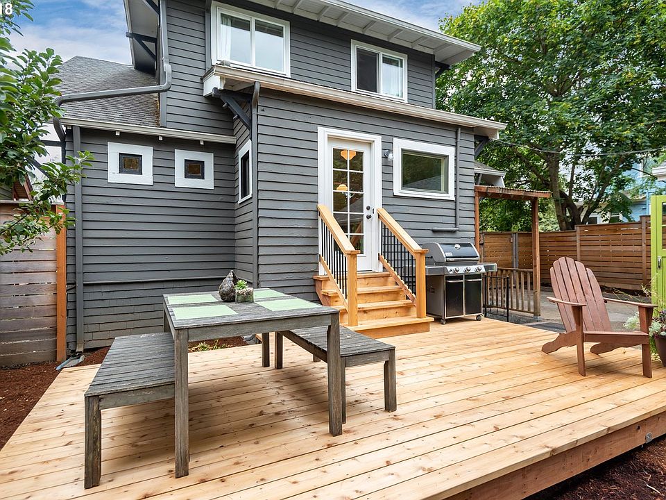 2nd image of 6029 NE 7th Ave
