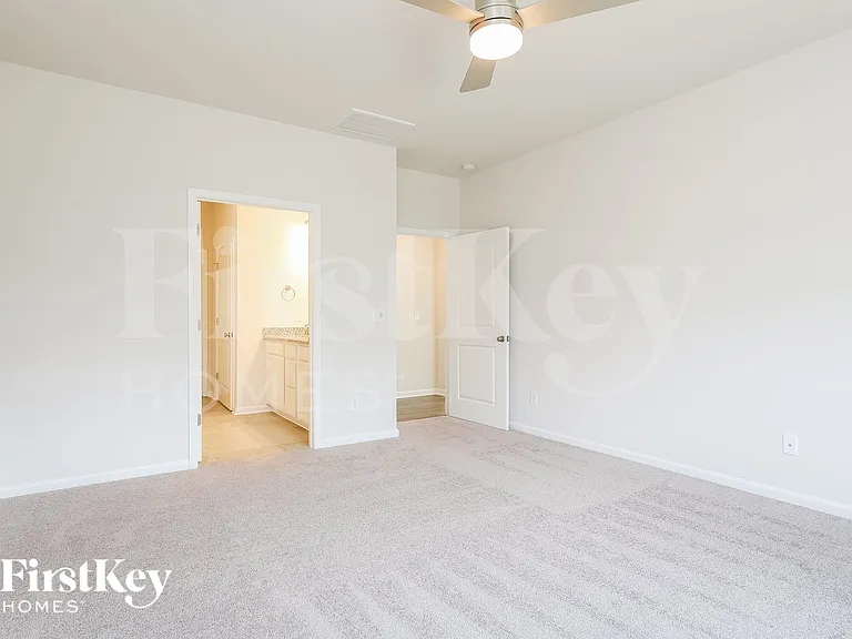 619 Goldburn Way — Photo 8
