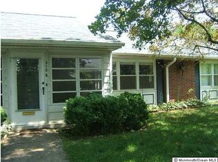 310A Malvern Ct, Lakewood, NJ 08701
