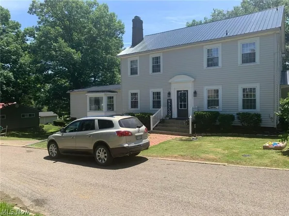 64 Morris Dr, McConnelsville, OH 43756